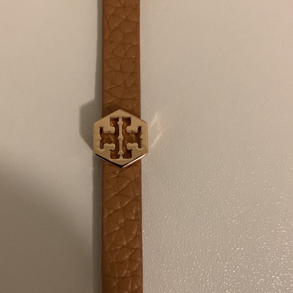 NWT: Leather double wrap bracelet with gold Hardware - Picture 1 of 4